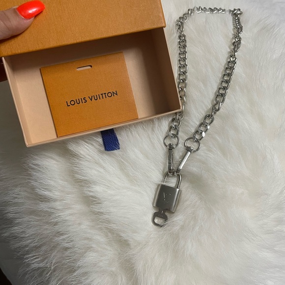 Louis Vuitton Silver Chain Padlock Necklace - Picture 10 of 11